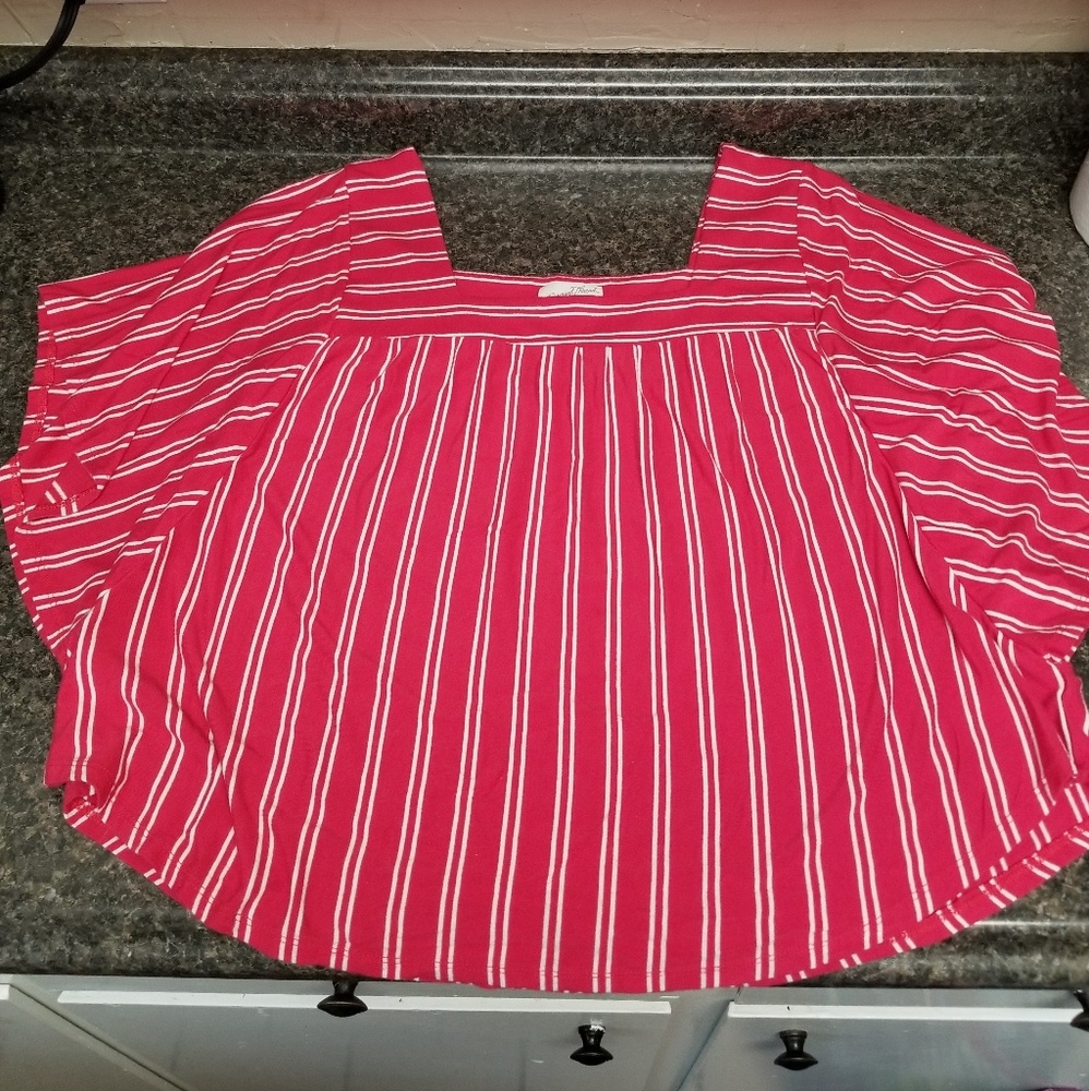 Peasant/Flutter Top - Picture 2 of 3